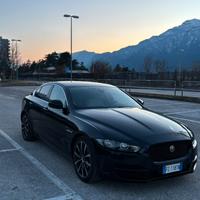 Jaguar xe 2.0D motore nuovo