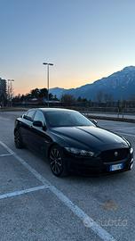 Jaguar xe 2.0D motore nuovo