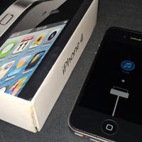 Apple iPhone 4 con scatola 