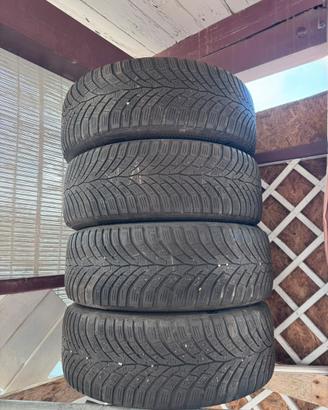 Gomme e cerchi in ferro wolsvagen