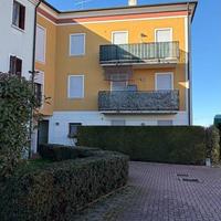 TRILOCALE CON PISCINA A ERBE'