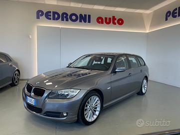 BMW 320 d Touring Attiva FL 177 CV Automatica