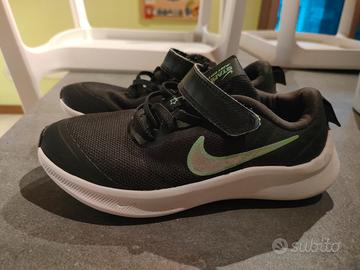 Scarpe Nike unisex nr.31.5