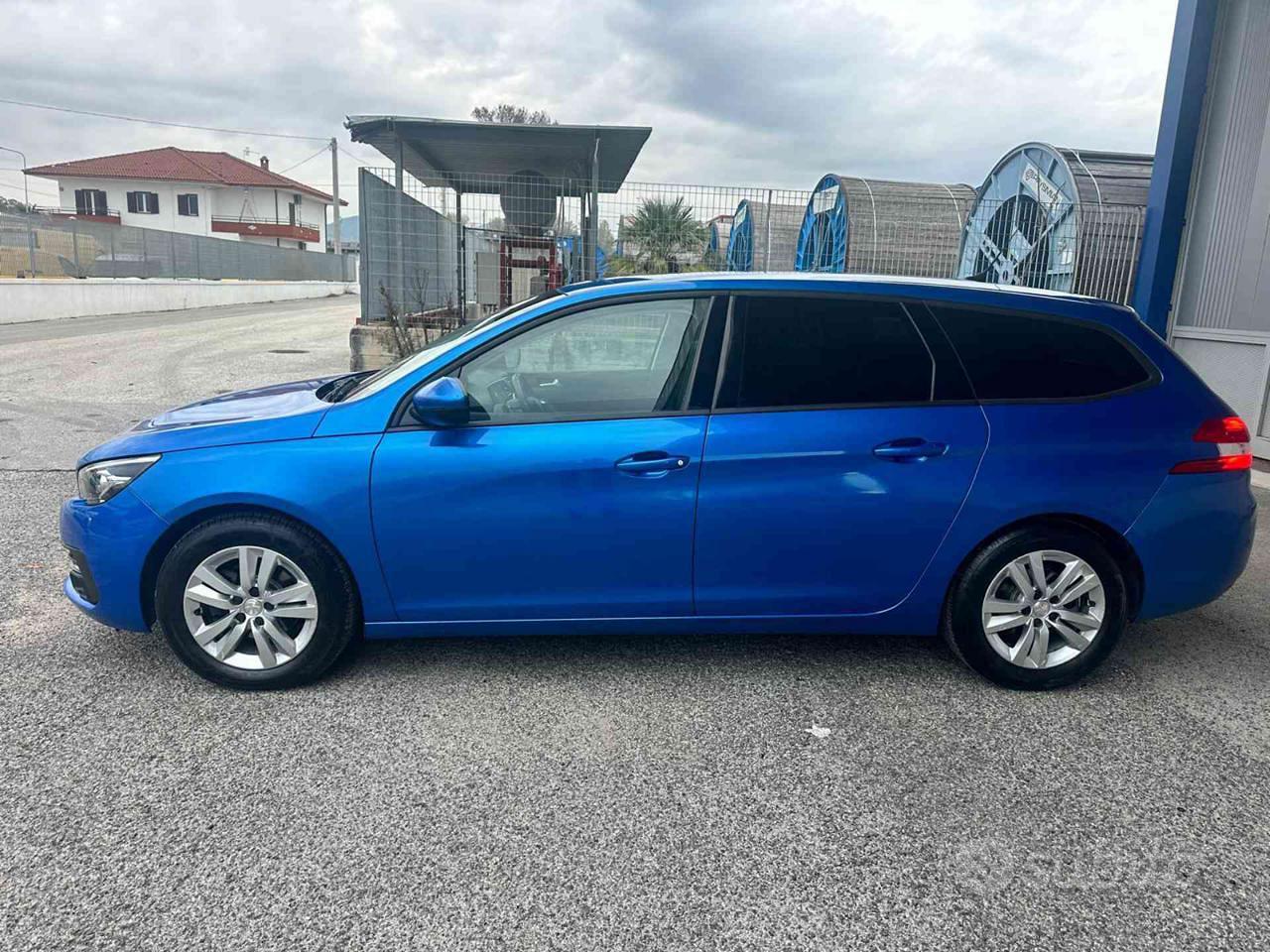 Peugeot 308 2020 photo 5