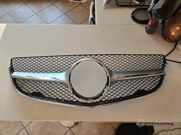 MASCHERINA ANTERIORE MERCEDES C207 