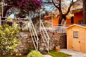 SPLENDIDO BILOCALE CON AMPIO TERRENO PRIVATO!