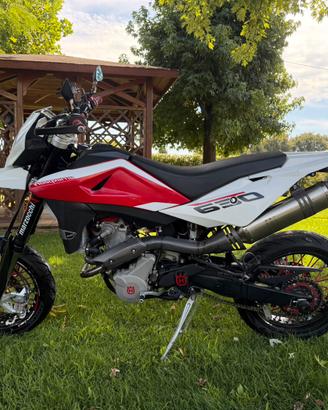 Husqvarna SMR 630 (2011)