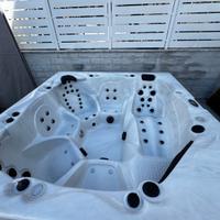 Jacuzzi