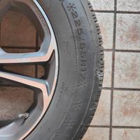 Cerchi e gomme 225 65 R17 Per Mazda CX5
