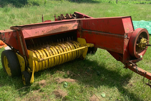 Imballatrice new Holland