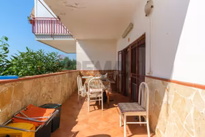 Appartamento - Letojanni