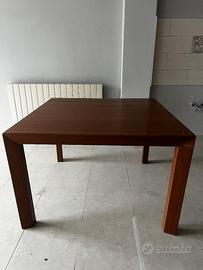 Tavolo in legno allungabile