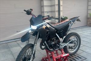 Hm 50 cre 2002