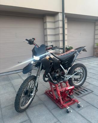 Hm 50 cre 2002