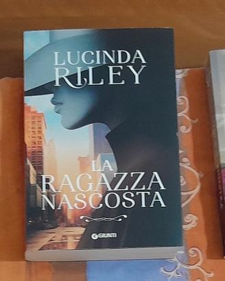 Stock Libri Romanzi Lucinda Riley