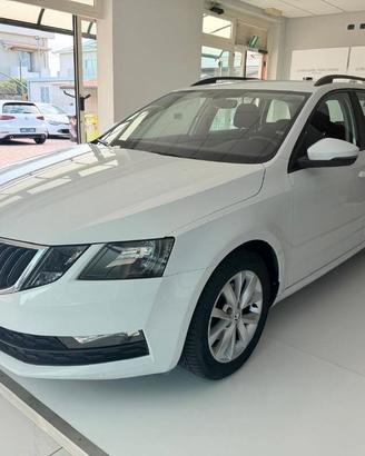 Skoda Octavia Wagon 1.6 tdi Ambition 115cv