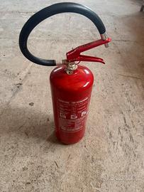 Estintore in polvere 6 kg