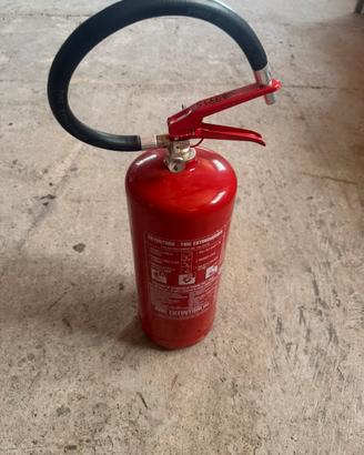 Estintore in polvere 6 kg