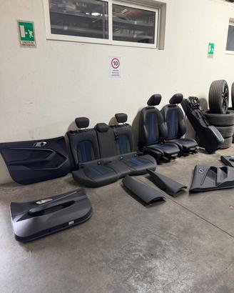 Tappezzeria BMW Serie 1 M-Sport F40