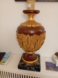 Antico grande portapalme in oro e marmorino