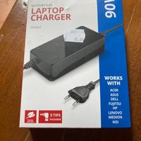 Laptop charger universal nuovissimo!