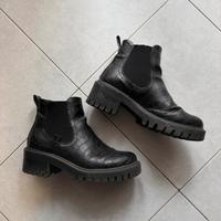 Scarpe n36 tronchetto fantasia finto coccodrillo