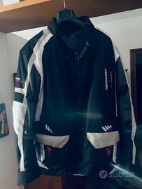 Giubbotto per motociclisti