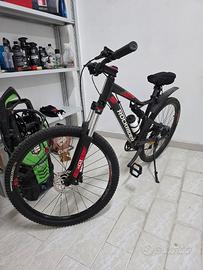 Rockrider ST 530 S (bi-ammortizzata)