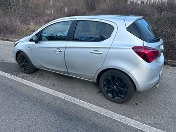 Opel Corsa 1.4 B - Color. GPL