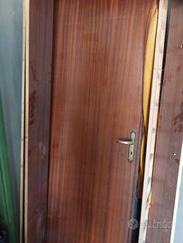 Porte 214 cm x 82 cm in buono stato