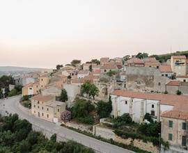 Osilo, S.Vittoria, casetta indipendente