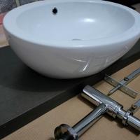 Lavabo bagno d'arredo con mensola sospesa