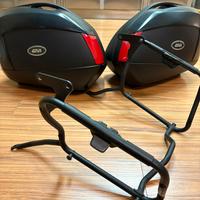 Borse laterali Givi V35 con telaio Kawasaki ER6F