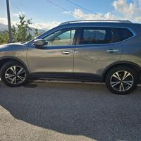 Nissan xtrail 1.6 tekna dci