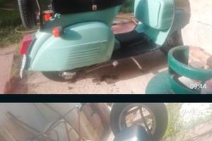 Vespa Italiana di origine Indiana , storica. 