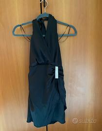 vestito nero Bershka