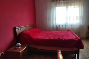 Tre locali su due livelli + Posto auto riservato