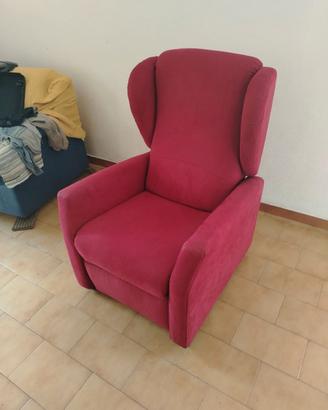 Poltrona reclinabile elettrica con poggiagambe