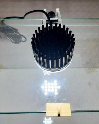 Vasca acquario e plafoniera led Gnc 