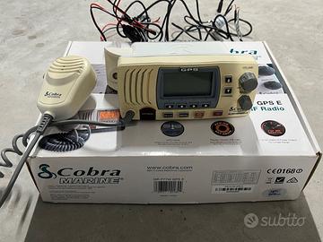 Vhf Cobra Marine MR F77W