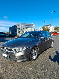 Mercedes-Benz Classe A 180 Sport 2020 - Benzina