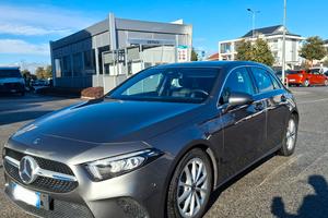 Mercedes-Benz Classe A 180 Sport 2020 - Benzina
