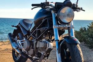 Ducati Monster 600 Dark - iscritta FMI 
