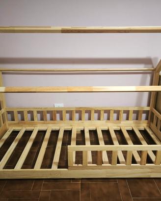 Letto singolo Montessori  a casetta - come nuovo