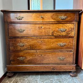Splendido Comò Antico in Legno Stile Biedermeier