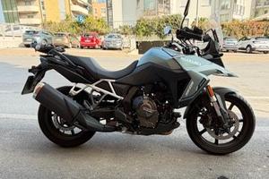 Suzuki v-strom 800 DE anno 2024