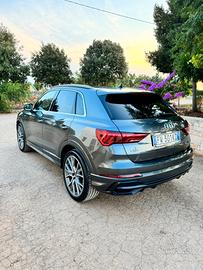 Audi Q3 2.0 TDI 150 cv Sline Stronic