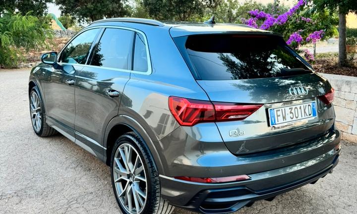 Audi Q3 2.0 TDI 150 cv Sline Stronic