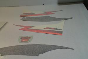 DECALCO-SERIE CODONE RS 125 APRILIA AP8177073