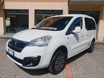 Peugeot Partner Tepee BlueHDi 100 4x4 Active Tract